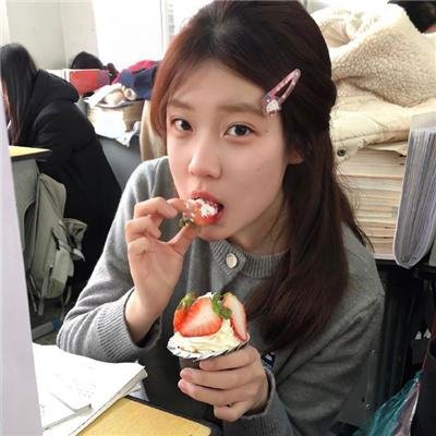高三女生部落格